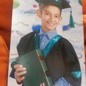 Meet your Posher, Momen